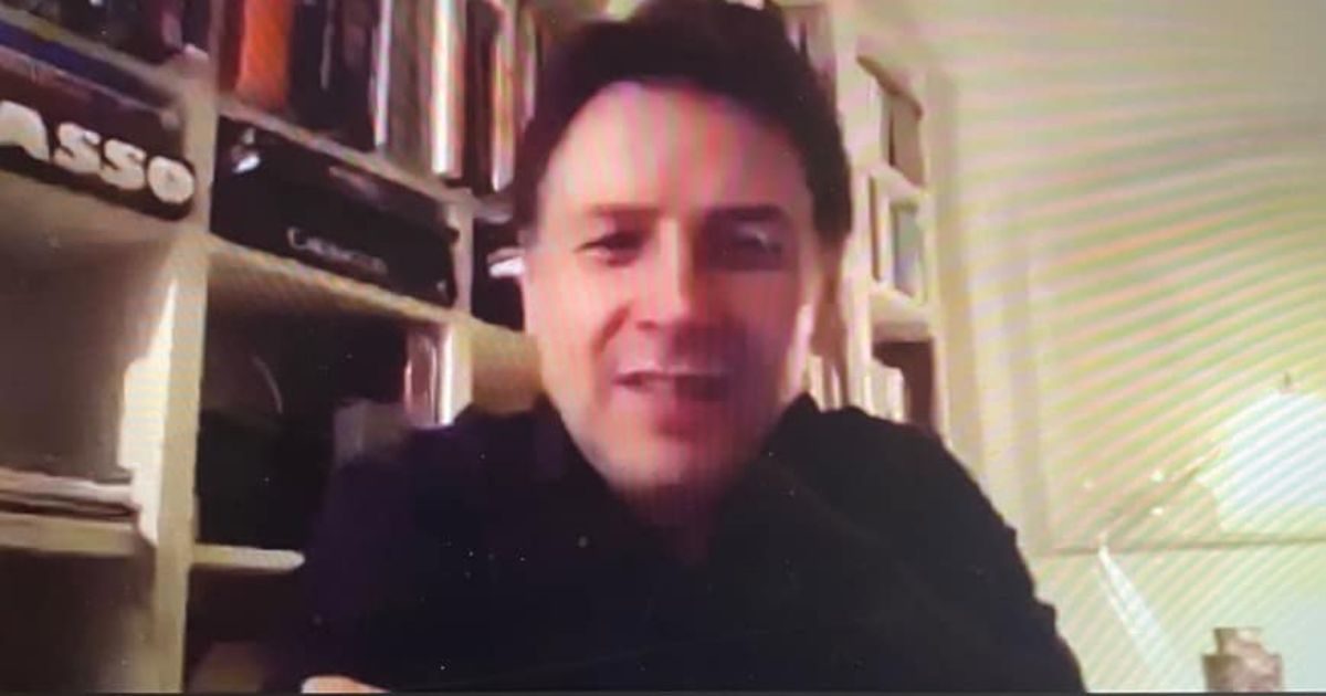 Conte ai parlamentari M5s: “Non entrerò nel governo, ma voltare le spalle a Draghi è come voltarle al Paese. Temo la Lega sul Recovery, noi siamo l’ago della bilancia”