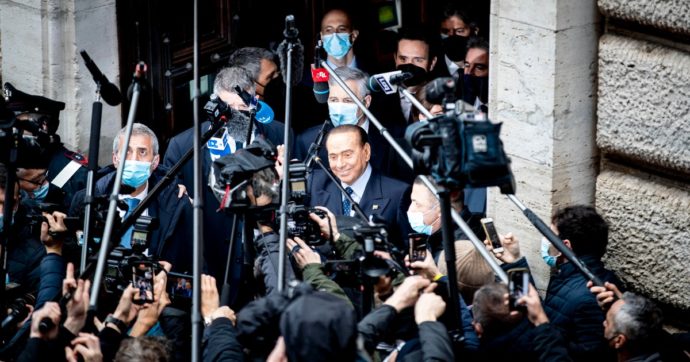 L’ennesimo ritorno di Berlusconi, così l’ex Cavaliere si gode la vittoria: “Ci davano per morti invece è ora la Lega a venirci dietro”
