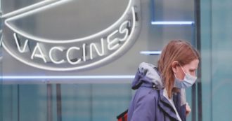 Copertina di Irlanda, il governo sospende il vaccino di AstraZeneca dopo studio su coaguli di sangue