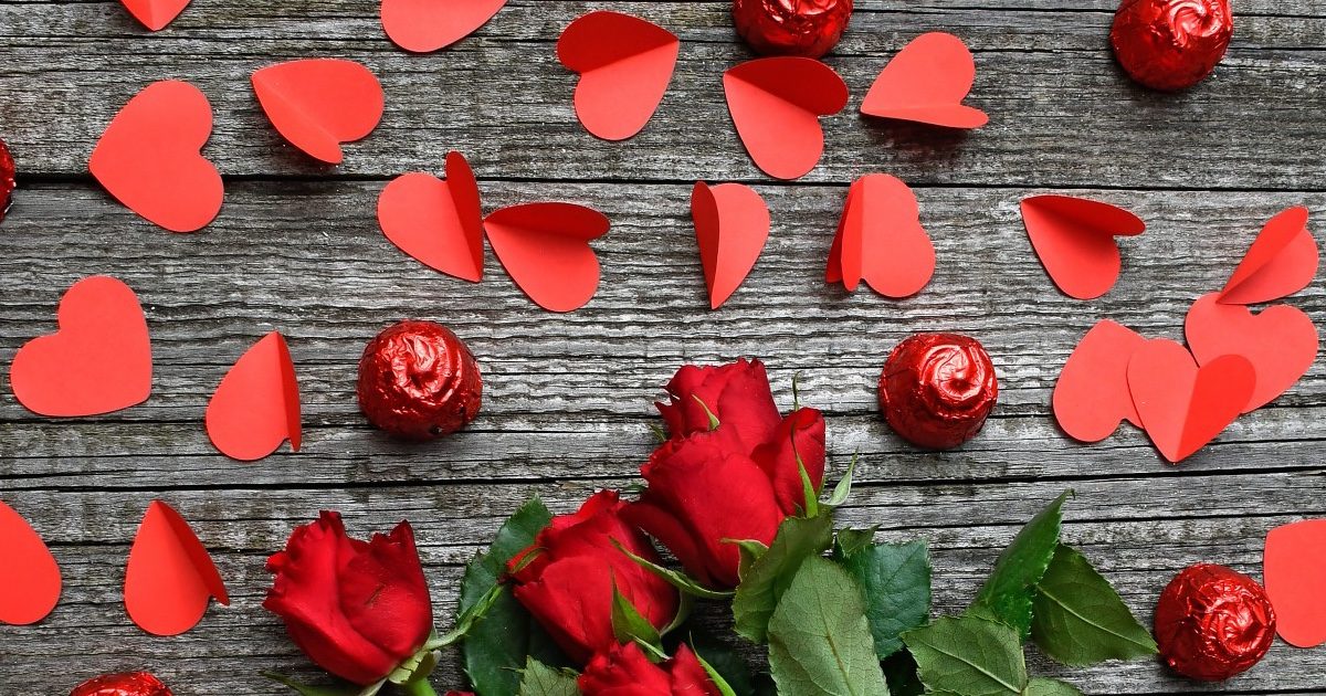 Lasciarsi a San Valentino è la cosa migliore. Lo dicono gli esperti: “Meglio non trascinare una relazione ormai spenta solo per non ‘rovinare’ la festa”