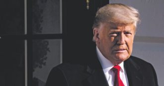 Copertina di “Impeachment: tutto cinema dei Dem”