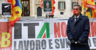 Copertina di Alitalia è vicina al collasso: in 10 mila appesi a Draghi