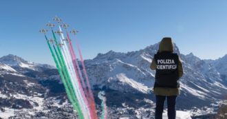Copertina di Le Frecce Tricolori salutano Cortina prima della discesa libera mondiale