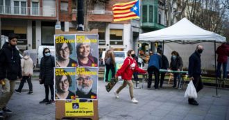 Copertina di Elezioni in Catalogna: i socialisti di Sánchez primi, ma l’indipendentismo trionfa. Affluenza ai minimi dal 1992