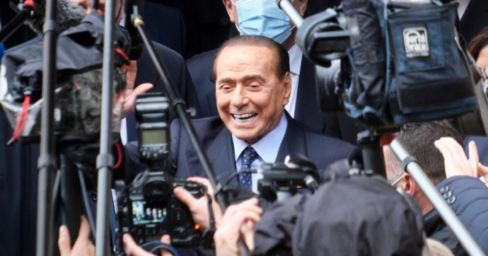 Berlusconi dà il “contentino” agli esclusi Tajani e Ronzulli