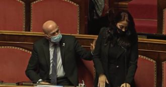 Copertina di Governo, la senatrice Leone (M5s) si commuove in Aula: “Il mio è un sì lacerante e sofferto. Non è una fiducia in bianco”