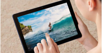 Copertina di Huawei MatePad T10S, tablet di fascia media in offerta su Amazon con sconto del 22%
