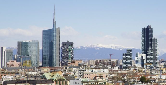 Grandi metropoli vs piccole città: le differenze di prezzo