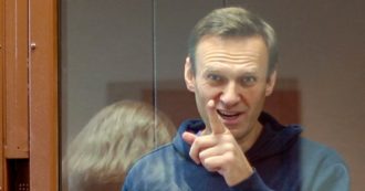 Copertina di Alexei Navalny vince il premio Sacharov per la libertà di coscienza. Sassoli: “Premiato per lotta ad abusi del regime di Putin. Liberatelo”