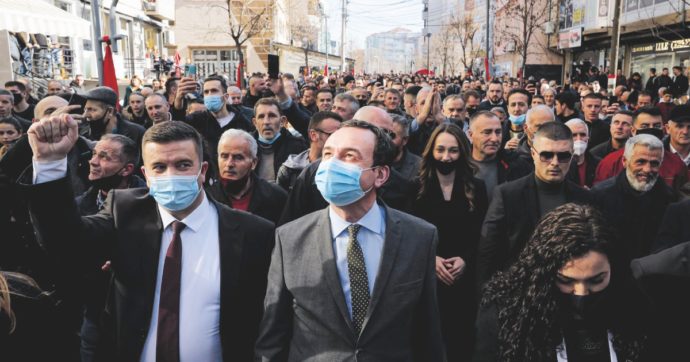 Copertina di Il Kosovo punta su Kurti, “sovranista” ma di sinistra