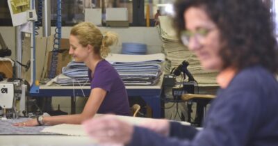 Copertina di 8 marzo. Il diritto delle donne al lavoro è quello meno rispettato in Italia