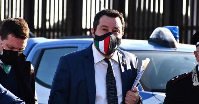 Caso Gregoretti, Lamorgese e Di Maio sentiti come testimoni dal gup. Salvini: “A rischiare 15 anni di galera sono io”