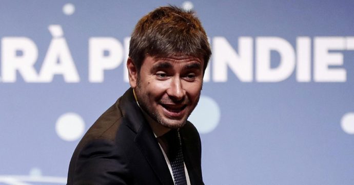 Alessandro Di Battista, adesso l’ex sta con i ribelli: “Fanno benissimo a lottare”