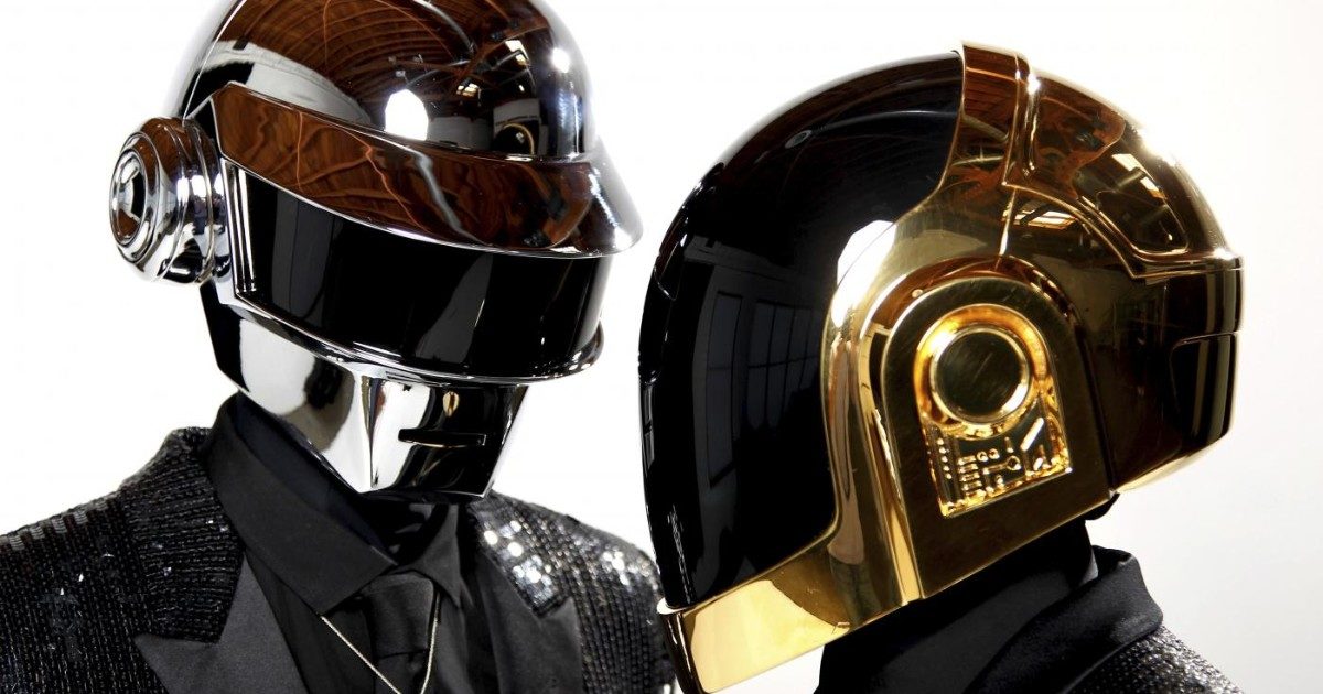 Addio ai Daft Punk: si sono sciolti dopo 28 anni di carriera. L’annuncio nell’ultimo video insieme