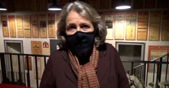 Teatri, luci accese nelle sale per chiedere la ripartenza degli spettacoli: “Non siamo fantasmi. Possiamo aprire in sicurezza”