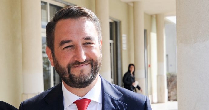 Niente sottosegretari: l’ammucchiata litiga