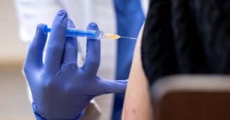 Copertina di Modello Lombardia: doppia dose over 80 al di sotto del 10%