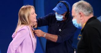 Copertina di E Giorgia vuole il vertice Rai. Saxa Rubra: sinistra sparita