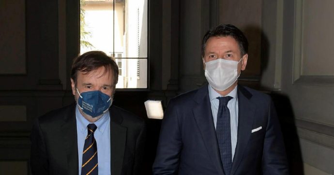 Giuseppe torna prof solo per un giorno: il futuro è in politica