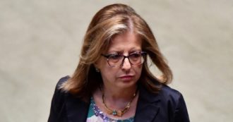 Copertina di Ferranti lascia l’Anm: “Eliminate tutte le mie chat”