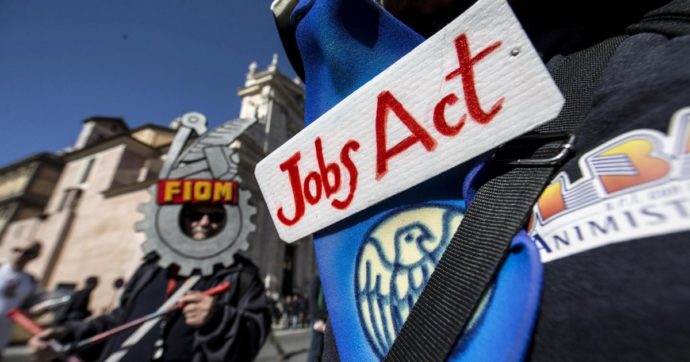 Copertina di Jobs Act&Fornero: bel lavoro I giudici picconano le riforme