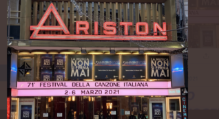 Copertina di Sanremo 2021, nella cittadina l’atmosfera della vigilia è surreale (e triste)