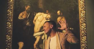 Copertina di Caravaggio, il “testimonial” d’alto profilo sulle note trash