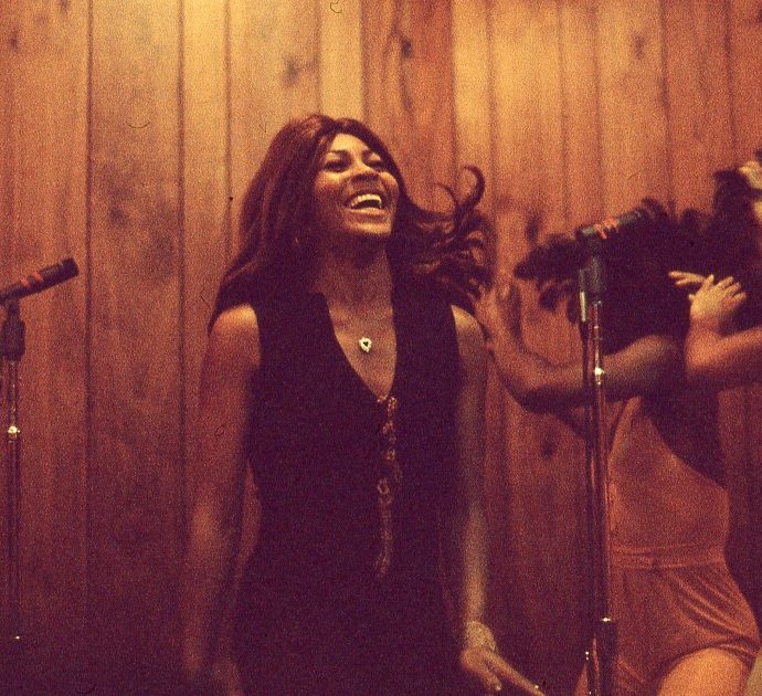 Festival di Berlino 2021, la biopic su Tina Turner: ritratto di un’icona rock fatta di grinta e resistenza