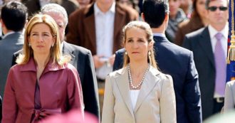 Copertina di Spagna, nuove polemiche contro i Reali: le sorelle di re Felipe VI volano negli Emirati da Juan Carlos e si vaccinano prima del tempo