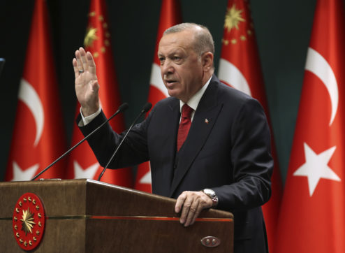 Copertina di Riparte l’offensiva di Erdogan contro i curdi, in patria e nel nord dell’Iraq