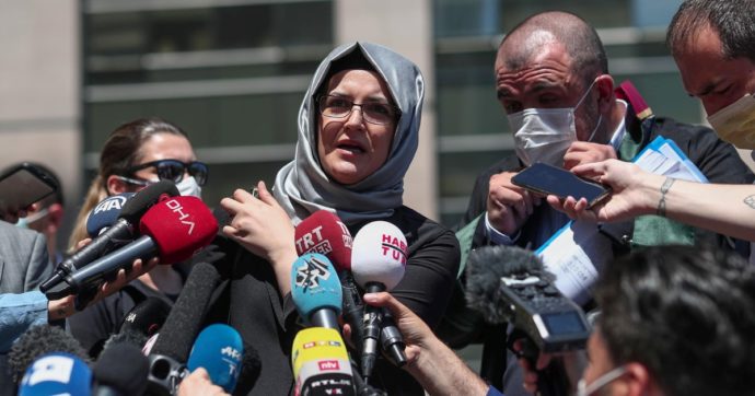 La fidanzata di Khashoggi: “Renzi incomprensibile”