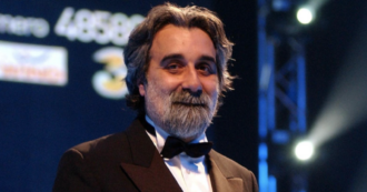 Copertina di Sanremo 2022, Beppe Vessicchio guarito dal Covid: sarà al Festival e dirigerà “Le Vibrazioni”