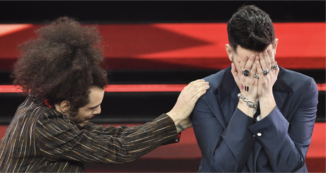 Copertina di Sanremo 2021, Gaudiano vince con una canzone per il suo papà, morto per un tumore al cervello