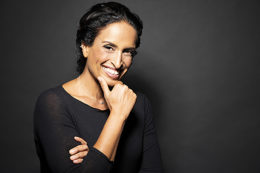 Copertina di Noa: “Mettete i bambini nelle braccia dei papà e uscite ad aggiustare il mondo”