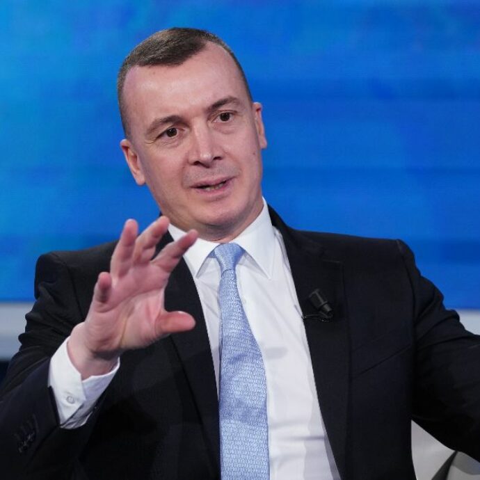 “Rocco Casalino ha rifiutato 400 mila euro per partecipare all’Isola dei Famosi e ha rilanciato”: ecco quanto avrebbe chiesto