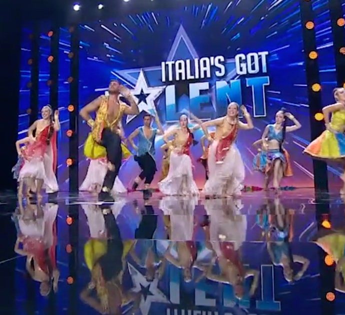La Negma Dance Group è il golden buzzer di Joe Bastianich: Bollywood sbarca sul palco di Italia’s got talent