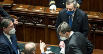 Copertina di Recovery plan, recapitata al Parlamento la bozza (scritta dal governo Conte 2) con obiettivi e scadenze intermedie