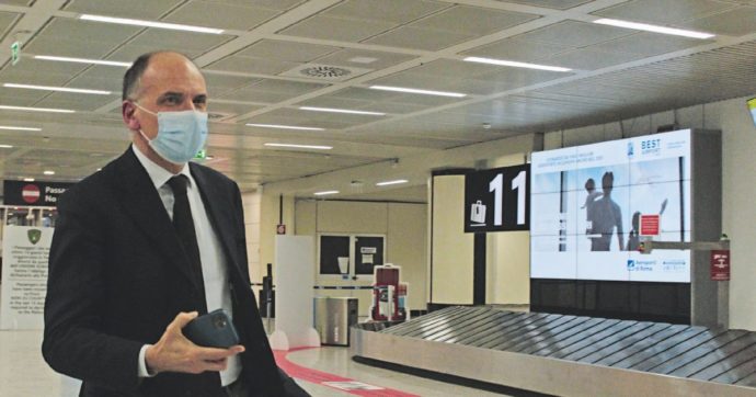 Oggi Letta dice sì al Pd: ex renziani allo sbando