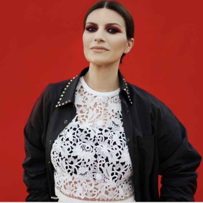 Laura Pausini scherza sulla nomination all’Oscar: “Se vinco non c’è un altro premio, bisogna che ce lo inventiamo noi!”