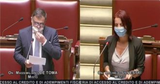 Copertina di Due deputati ex M5s passano a Fratelli d’Italia: Massimiliano De Toma e Rachele Silvestri