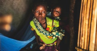 Copertina di L’orrore dei jihadisti: decapitati anche i bimbi