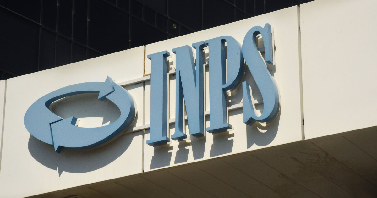 Reddito di cittadinanza, lo Stato con una mano dà e con l’altra toglie. L’Inps conferma: tagliato a invalidi e anziani poveri che hanno avuto un aumento delle pensioni