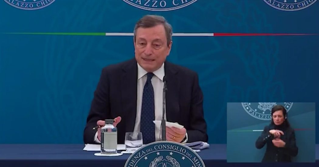 Draghi: “Stralcio delle cartelle? In effetti è un condono, ma per multe di 10 anni fa. Chiaro che lo Stato non ha funzionato” – Video