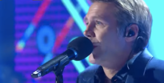 Copertina di Amici 2021, Emanuele Filiberto di Savoia tra i giudici. Insieme e lui Stefano De Martino e Stash