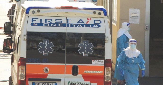 Pavia, sequestrata cooperativa di ambulanze per appalti ‘truccati’: “I mezzi non venivano sanificati dopo il trasporto dei pazienti”