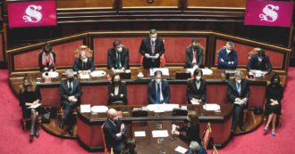 Copertina di La luna di miele è alle spalle: i sondaggi sgonfiano Draghi