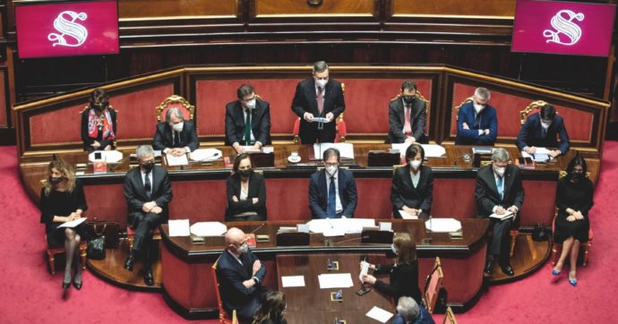 La luna di miele è alle spalle: i sondaggi sgonfiano Draghi