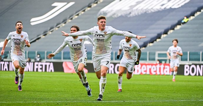 L’arroganza del potere di Agnelli: con la sua Superlega non ci sarà più un Benevento che batte una Juventus