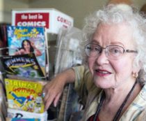 Copertina di Trina Robbins: “Negli anni 60 ero l’unica donna, per forza i miei fumetti sono femministi”