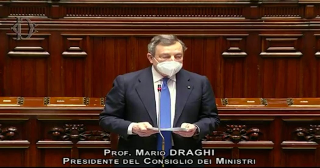Astrazeneca, Draghi: “Lotti in eccesso? Ho mandato gli ispettori ad Anagni e sono stati bloccati. Due partiti oggi per il Belgio”